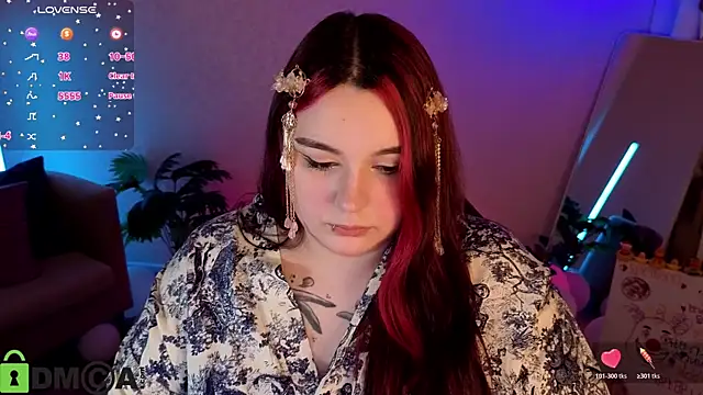 Mia_R0ss Show in webcam