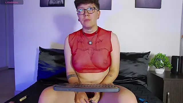 alex_noa Adlı Modelin Canlı XXX Sohbeti