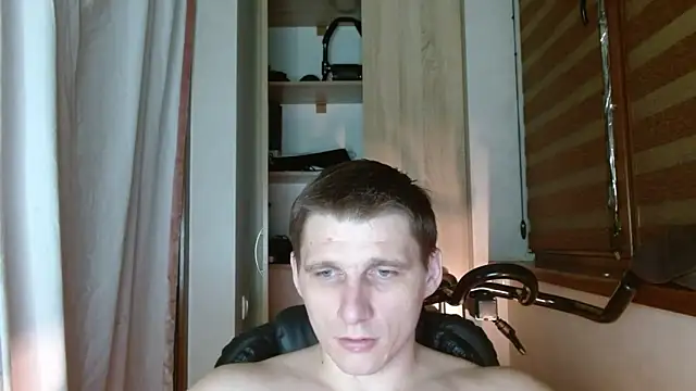 Živý XXX chat Poliglotjoe1