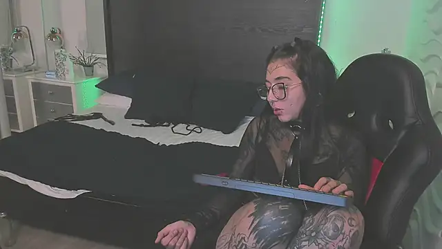 inkedsinners_ Webcam Show