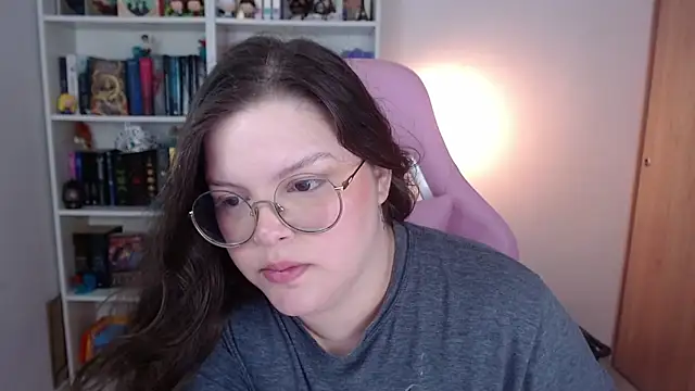 Gabiwaifu Chat XXX live