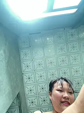 m-mbae Chat XXX live