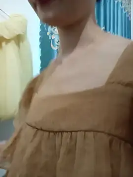 Show modela Xiangchuu na web-kameri
