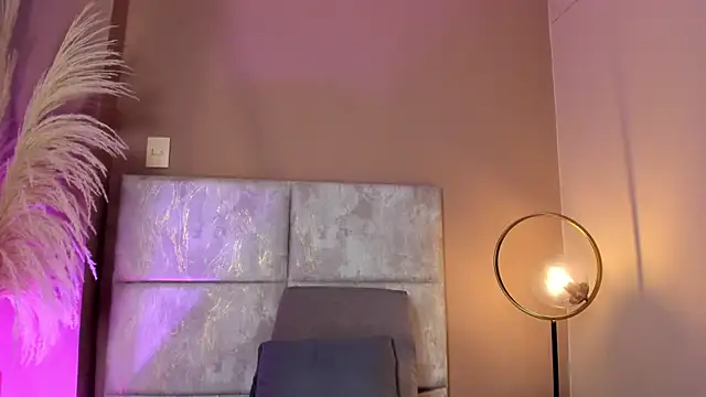 AndraCyruss Live XXX Chat