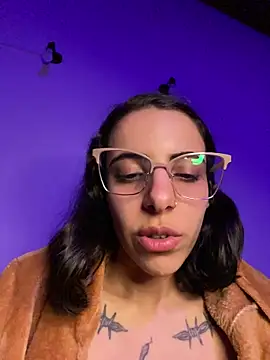 Poison_Ivy_29 Live XXX-chat