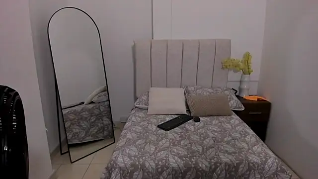 Kendall-Kith élő XXX-chatje