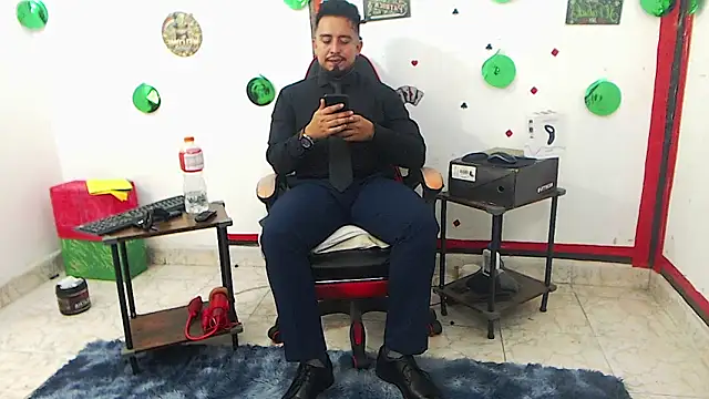 Webkamerová show KalethBigDick