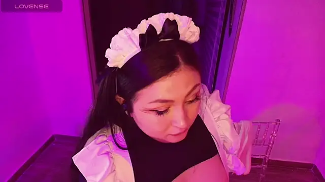 Sweet_lenna's Webcam Show
