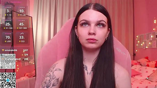 Chat +18 de Michela_Fruet ao vivo