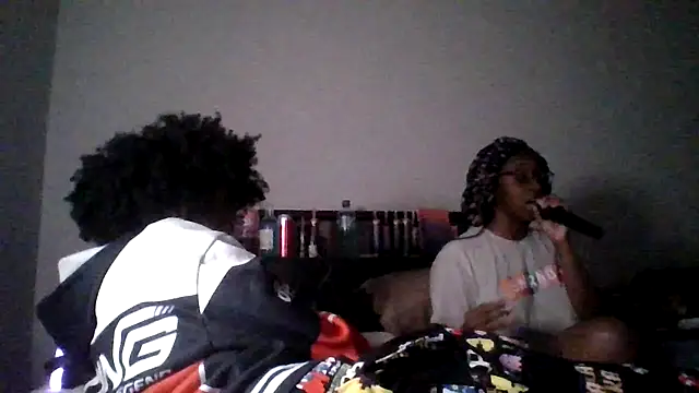 BedazedFirefly Chat XXX in diretta