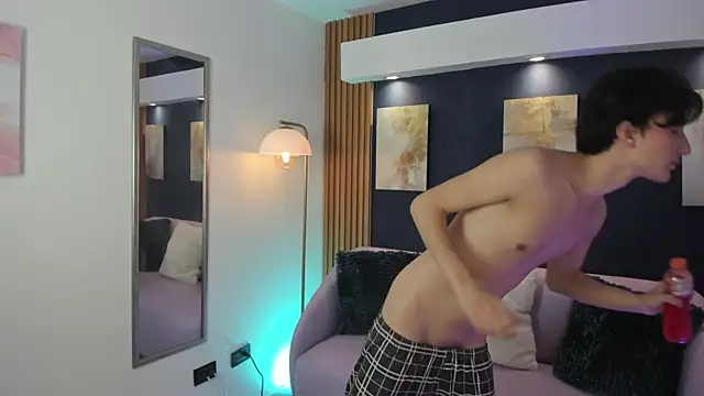 LumierNova's Webcam Show