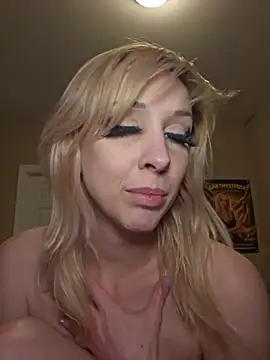 AmethystFoxx Live XXX Chat