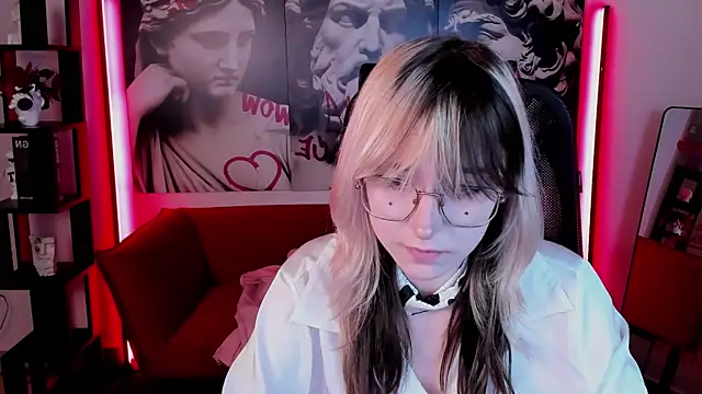 NyxCalderra – webcam-show