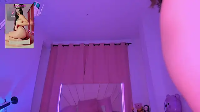 Body69ld's Live XXX Chat