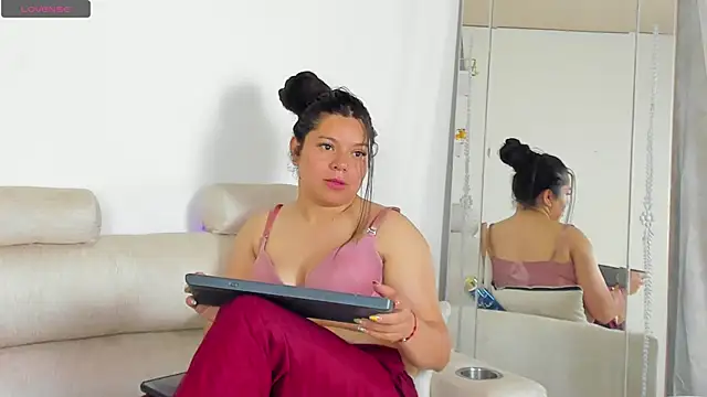 afrodita_rouss1 élő XXX-chatje