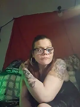 FelicityFreeze69's Webcam Show