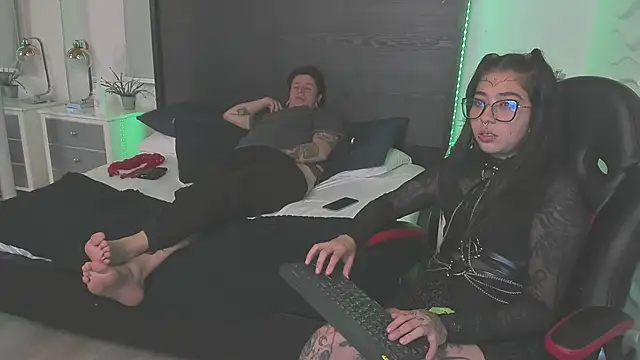inkedsinners_ Webcam-Show
