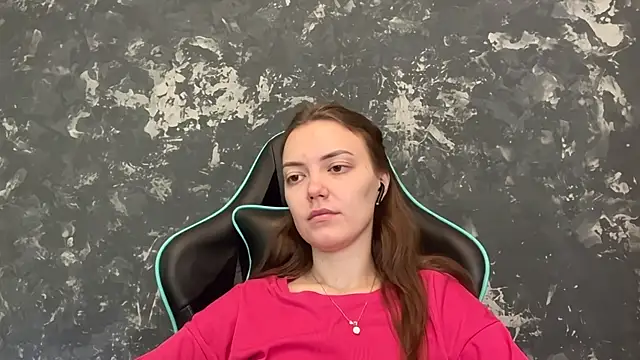 Онлайн чат XXX AndreeMerryman