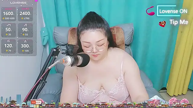 AngelwithEcup 现场XXX聊天