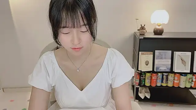 Chat XXX en directo de Onechestnut