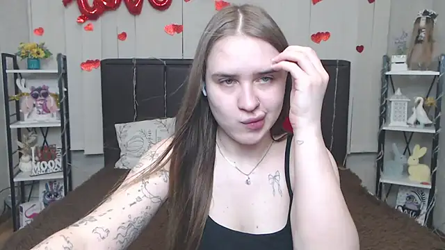 LauraHlot 现场XXX聊天