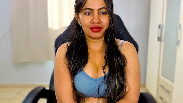 FannyXhot 现场XXX聊天