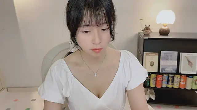 Chat XXX en directo de Onechestnut