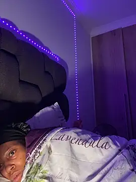 Živý XXX chat RainBougie