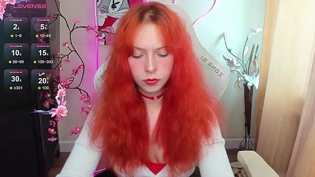Chat XXX en directo de InfernoKitten