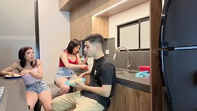 Hall_sextape: απευθείας συνομιλία ΧΧΧ