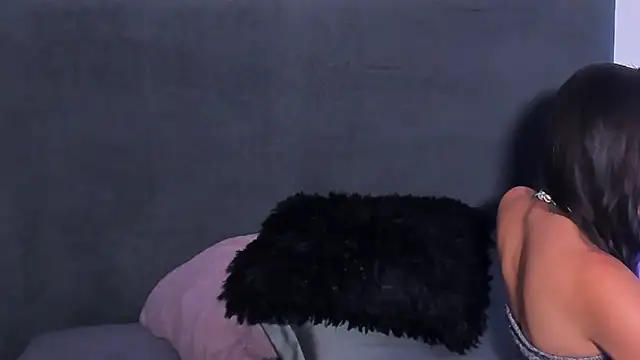 saramikaelson's Live XXX Chat