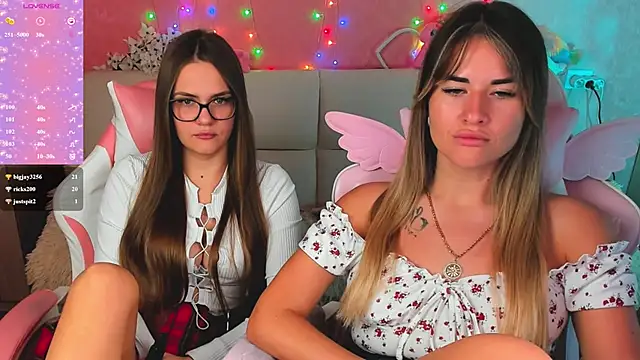 hotty_girls_here: онлайн-секс-чат