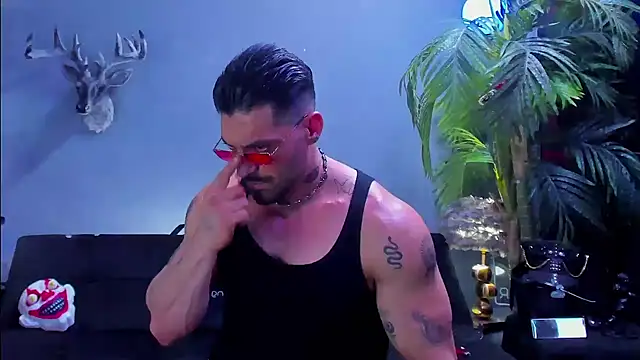 dennis_cox1's Live XXX Chat