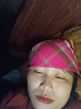 yoyo-mi's Webcam Show