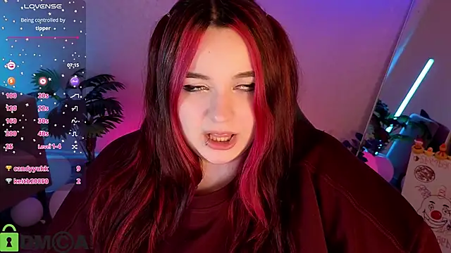 Mia_R0ss Pertunjukan Webcam