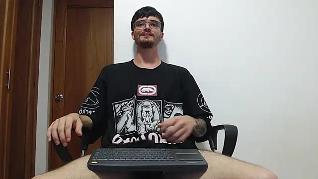 joseh0se Show in webcam