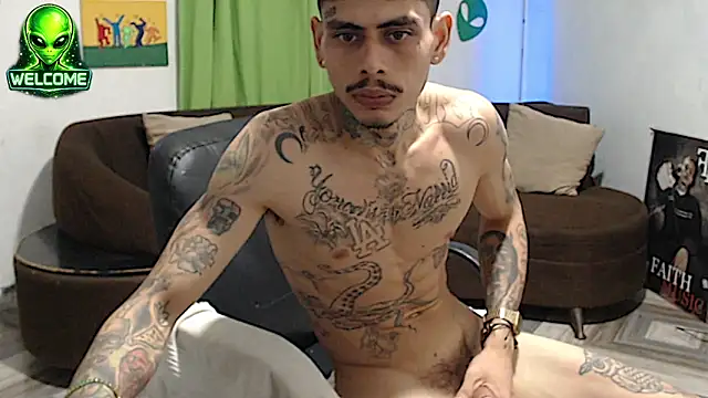 Chatroom XXX en direct de alpha_zom