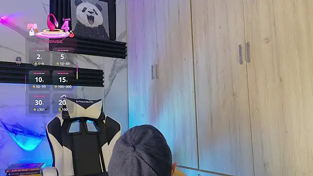 XXX chat uživo modela Saimonvela
