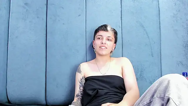 Megan_Thompson_ Obrolan Langsung XXX