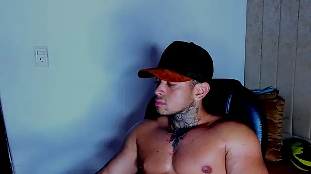 XXX chat uživo modela Stiven_collins