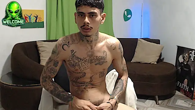 Chatroom XXX en direct de alpha_zom