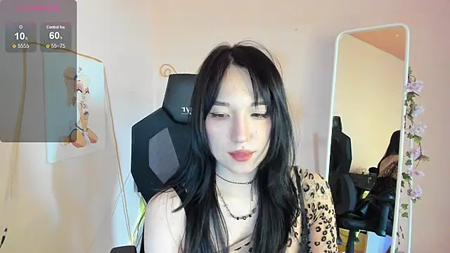 Chatroom XXX en direct de AliceeinWonderlanddd