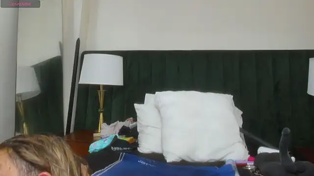 RoxanneSquirt: απευθείας συνομιλία ΧΧΧ