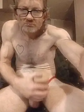 ROBERT0516 Show in webcam