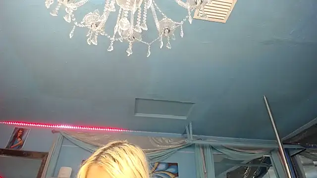 ADRIANNA_FOX's Live XXX Chat