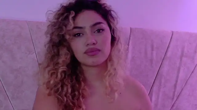 Maddy_Beluci Adlı Modelin Canlı XXX Sohbeti