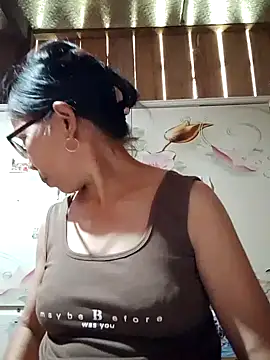 Chat +18 de Sky-rain98 ao vivo