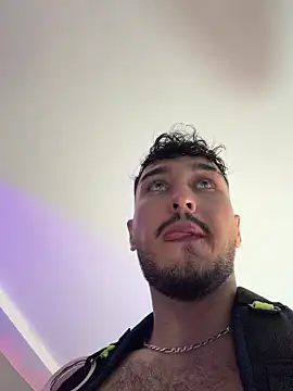 Chat XXX en directo de Zionmattis