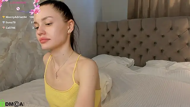 Aria_Mila 即時 XXX 聊天