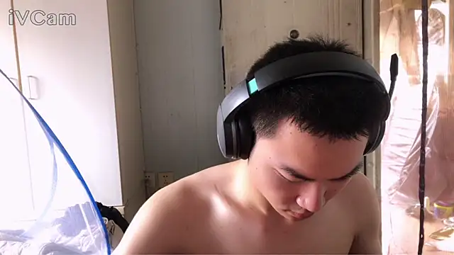 dyjdddttj's Live XXX Chat